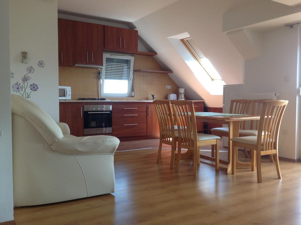 Bella Apartman Balatonfüred Oda fotoğraf